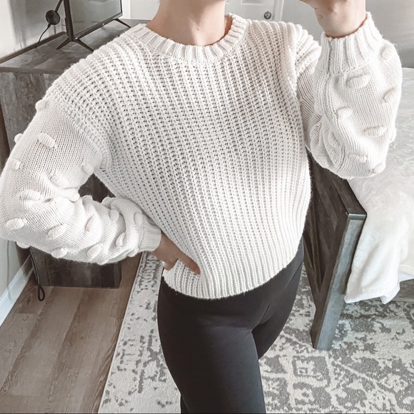 moon & madison Sweaters - Moon & Madison White Chunky Knit Sweater Bubble Puffy Sleeves X Small